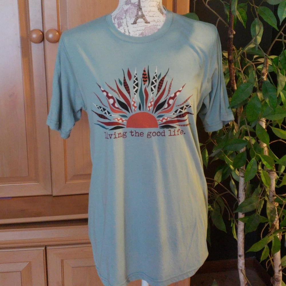 Living the good life tee